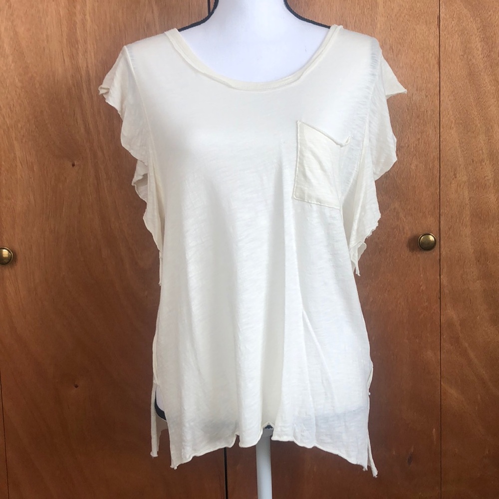 Ruffle muscle T-shirt